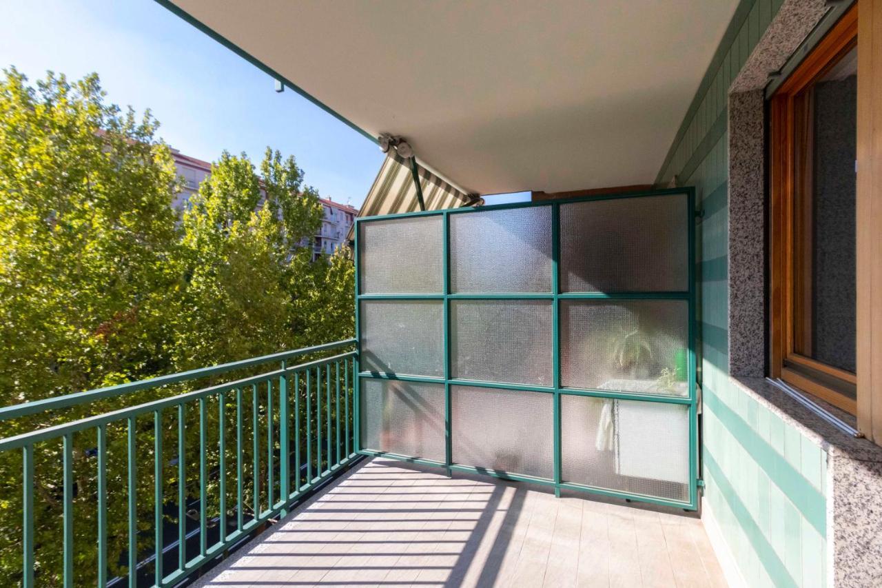 Cozy&Spacious Apt 2 Min Walk From The Tram Stop! Apartment Turin Exterior photo
